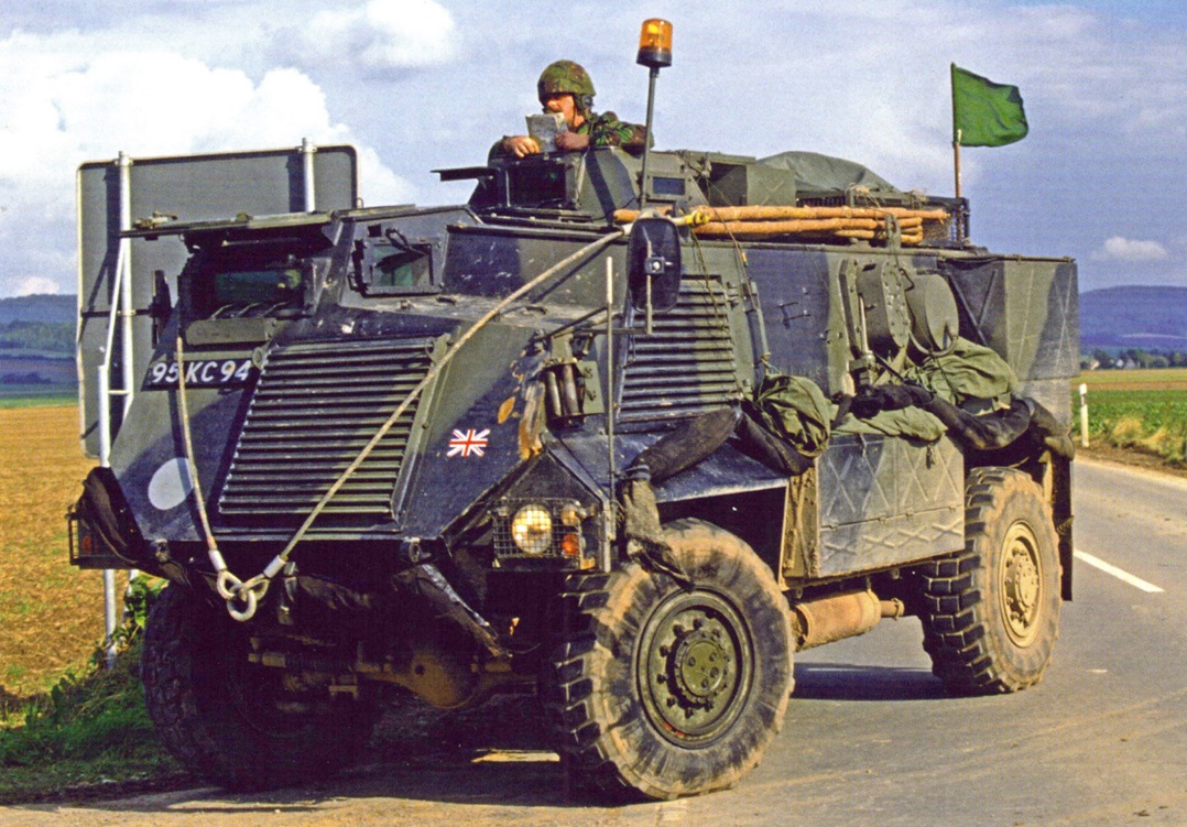 Бронеавтомобиль AT-105 